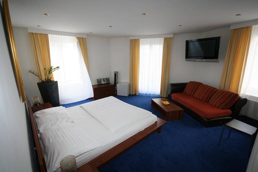 Hotel Regina ซูริก ภายนอก รูปภาพ